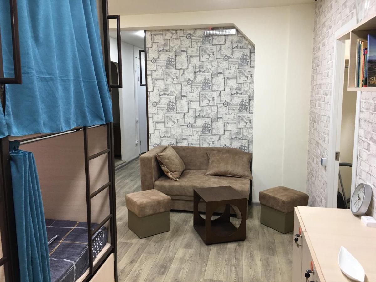 Bonvenon Capsule Hostel Yerevan Exterior foto