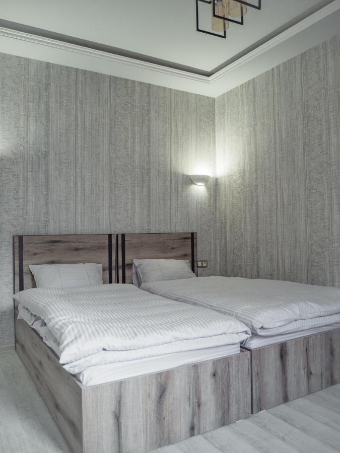 Bonvenon Capsule Hostel Yerevan Exterior foto